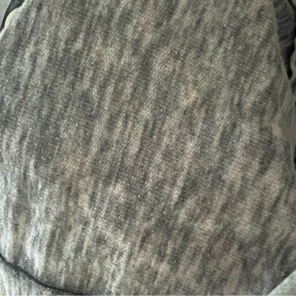 Women’s XS Mickey Hoodie from Disneyland Park - Picture 3 of 5